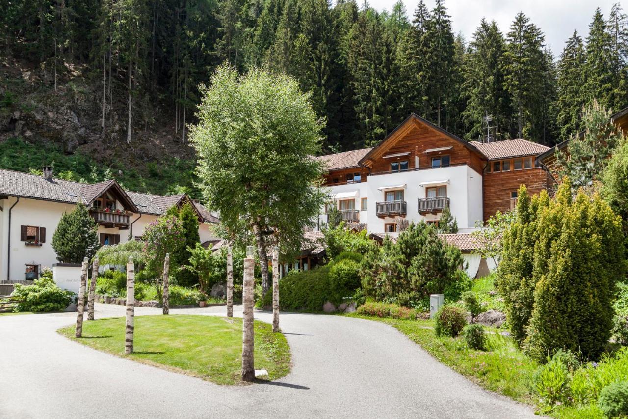 Hotel Bad Schoergau Sarentino Pokoj fotografie